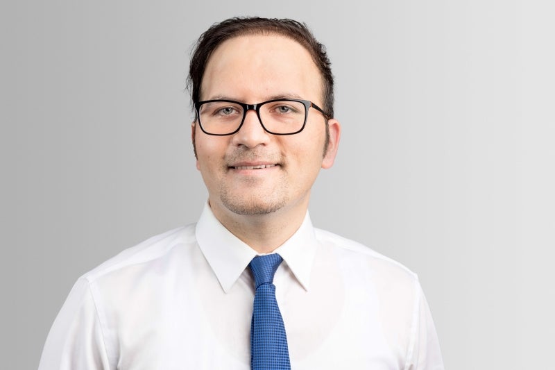 Dr. Amir Miri